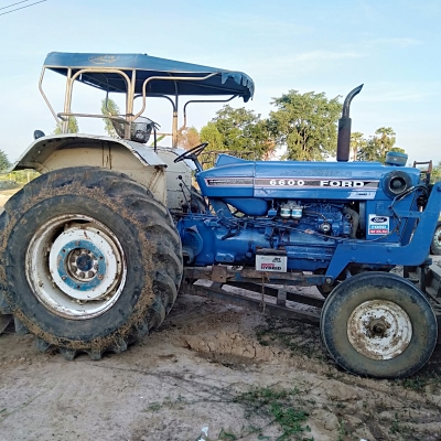 ขายรถไถฟอด 6600 ที3 เล่มทะเบียน