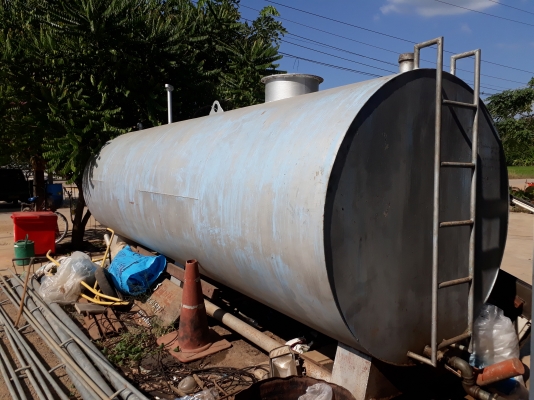 ขายถังน้ำมัน 9,000 ลิตร พร้อมหัวจ่าย 75,000 บาท ขายถังน้ำมัน 9,000 ลิตร พร้อมหัวจ่าย 75,000 บาท