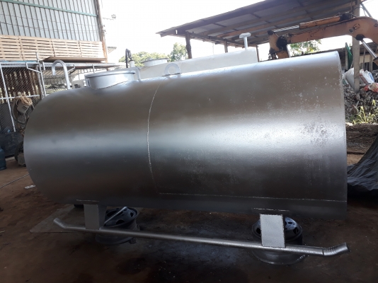 ขายถังน้ำมัน 2,700 ลิตร ราคา 20,000 บาท ขายถังน้ำมัน 2,700 ลิตร ราคา 20,000 บาท