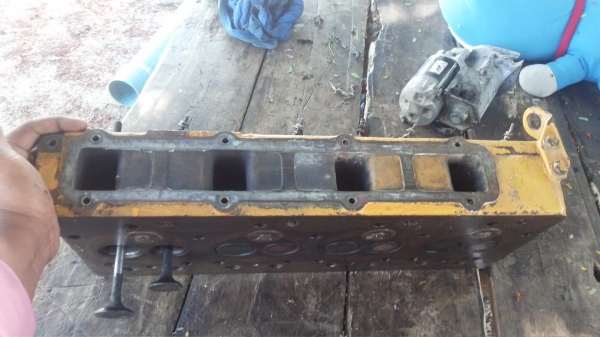 ขายครับ ฝาสูบเครื่อง4D94 ฝา สวยไม่แตก ราคาไม่แพง