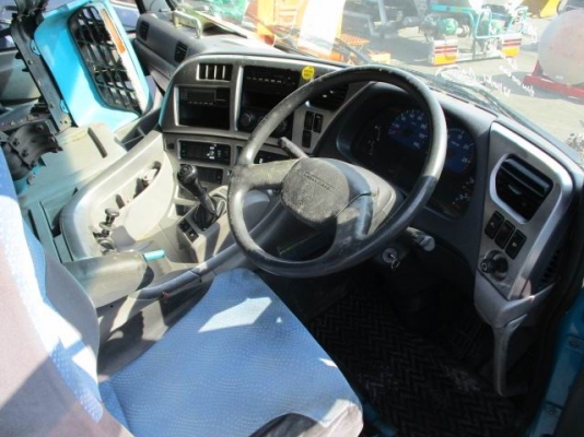 ขายหัวเก๋งUD รุ่นใหม่ สนใจ081-8396490