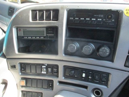 ขายหัวเก๋งUD รุ่นใหม่ สนใจ081-8396490