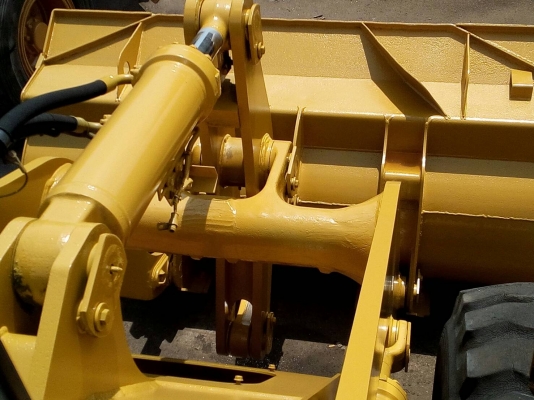 รถตักล้อยาง KOMATSU รุ่น WA 300-3 รถตักล้อยาง KOMATSU รุ่น WA 300-3
