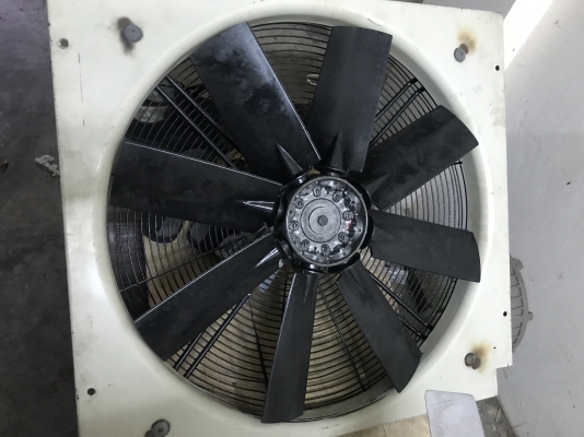 ขายพัดลมระบายอากาศเครื่องจักร Siemens 3HP. 380V ใบใหญ่ลมแรง หมุนนิ่ม พร้อมใช้งาน สารารถดัดแปลงใช้งานได้หลากหลายครับ