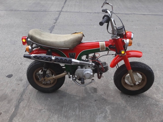 ็Honda st70 เก่าญี่ปุ่น4 จังหวะ