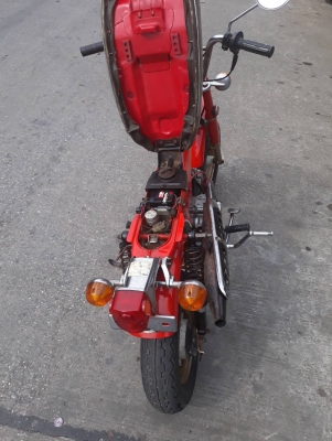 ็Honda st70 เก่าญี่ปุ่น4 จังหวะ