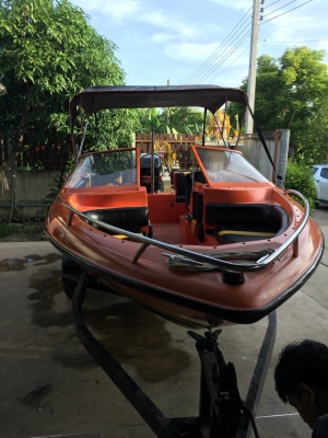 ขายเรือทรงสปอร์ต18fเครื่องmercury150 EFIหัวฉีด