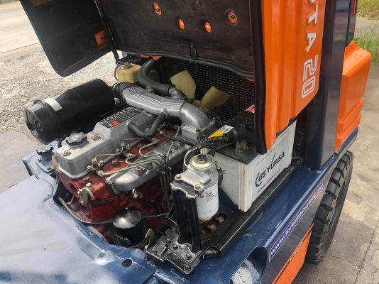 ขายรถตักยางพาราตักทะลายปาล์ม