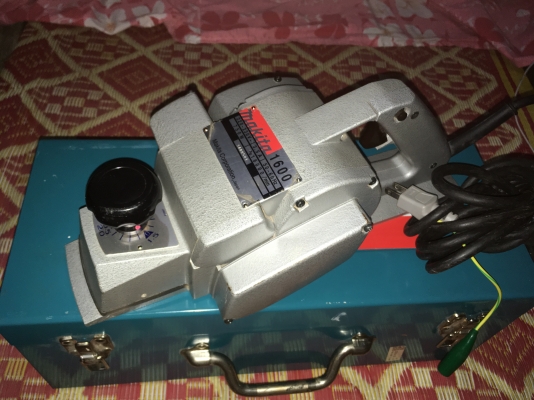 กบไฟฟ้า makita 1600 แท้