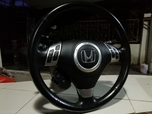 พวงมาลัยมัลติฟังค์ชั่น Honda นำเข้าจากญี่ปุ่น สวยๆ ยกคอครบๆ ฟังค์ชั่นตัวท๊อป