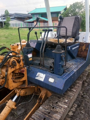 ขายโคมัสสุ pc30-5