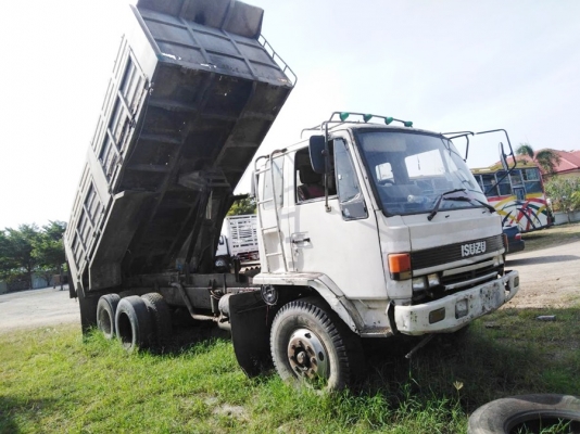 ขายรถบรรทุก10ล้อดั้มอีซูนางฟ้าFXZ13NFY เครื่อง6HH1-210แรงม้า เกียร์อีตั้น เพาเดียวขายตามสภาพ