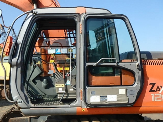 ขายรถขุดนำเข้าประเทศญี่ปุ่น hittachi zx120 รถสวยเดิมๆสนใจติดต่อสอบถาม 092-3309229 อีด