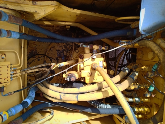 ขายจ้า..CATERPILLAR  312B  เก่านอกแท้  เดิมๆๆ  เครื่องปั๊มแห้ง...ใช้งานมาน้อย  5,xxx  ชั่วโมง  พร้อมใช้  โทร 089-3818694  จ๊อย..