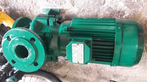 ขาย !! ปั้มน้ำหอยโข่ง.SAER.ขนาด5.5แรง380v.ท่อเข้า2.5"ออก2"พร้อมใช้