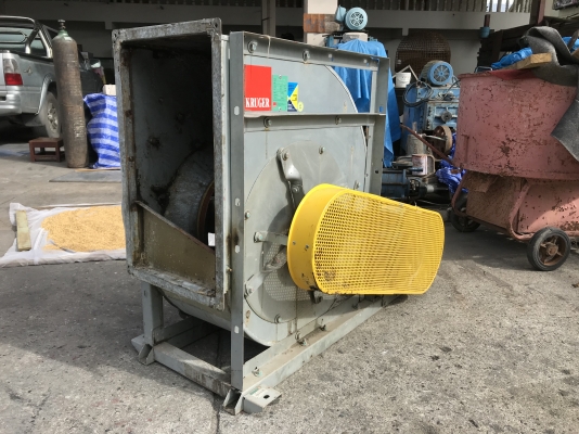 ขายพัดลมโบลเวอร์ดูดฝุ่น-ดูดอากาศ Kruger 3HP. 380V สภาพสวย หมุนนิ่ม พร้อมใช้งาน