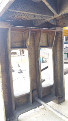 โต๊ะทำงานเหล็กหล่อ