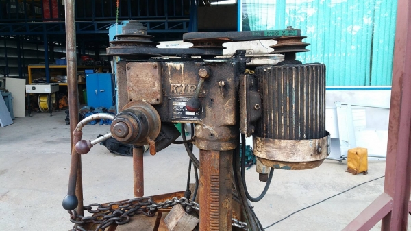 สว่านแท่น ยี่ห้อ KIRA  2 หัว