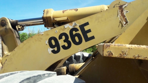 ขาย 520,000 รถตักเอวอ่อน CAT 936 E เครื่องดี เกียร์แรง เอวแน่น ยางดีเหมือนใหม่ เอกสารเล่มทะเบียน รถอยู่ อุดร 064-191-1112 ขาย 520,000 รถตักเอวอ่อน CAT 936 E เครื่องดี เกียร์แรง เอวแน่น ยางดีเหมือนใหม่ เอกสารเล่มทะเบียน รถอยู่ อุดร 064-191-1112