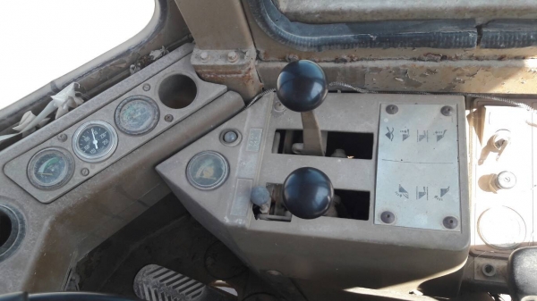 ขาย 520,000 รถตักเอวอ่อน CAT 936 E เครื่องดี เกียร์แรง เอวแน่น ยางดีเหมือนใหม่ เอกสารเล่มทะเบียน รถอยู่ อุดร 064-191-1112 ขาย 520,000 รถตักเอวอ่อน CAT 936 E เครื่องดี เกียร์แรง เอวแน่น ยางดีเหมือนใหม่ เอกสารเล่มทะเบียน รถอยู่ อุดร 064-191-1112