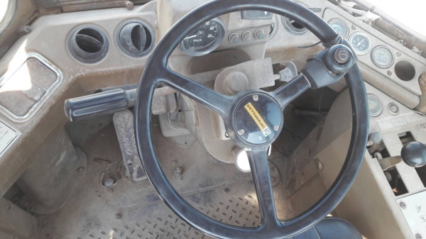 ขาย 520,000 รถตักเอวอ่อน CAT 936 E เครื่องดี เกียร์แรง เอวแน่น ยางดีเหมือนใหม่ เอกสารเล่มทะเบียน รถอยู่ อุดร 064-191-1112 ขาย 520,000 รถตักเอวอ่อน CAT 936 E เครื่องดี เกียร์แรง เอวแน่น ยางดีเหมือนใหม่ เอกสารเล่มทะเบียน รถอยู่ อุดร 064-191-1112