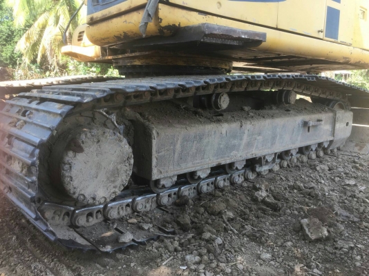 มี VDO ให้ชม. KOMATSU PC200-6 ระบบไฟเต็ม ไม่มีเอกสาร ราคา 720000