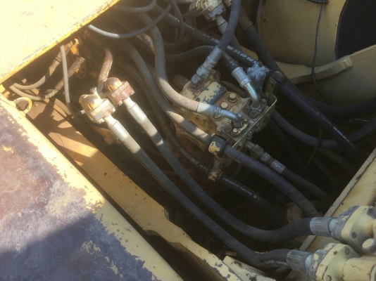 มี VDO ให้ชม. KOMATSU PC200-6 ระบบไฟเต็ม ไม่มีเอกสาร ราคา 720000