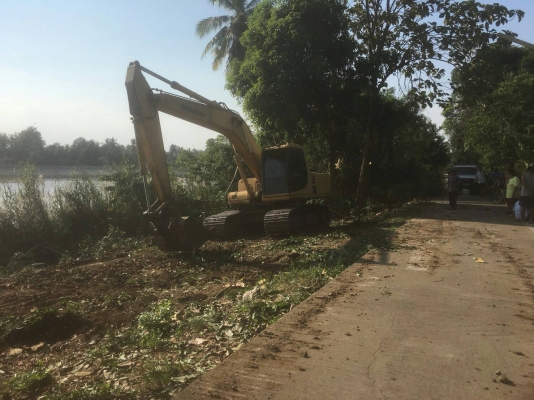 มี VDO ให้ชม. KOMATSU PC200-6 ระบบไฟเต็ม ไม่มีเอกสาร ราคา 720000