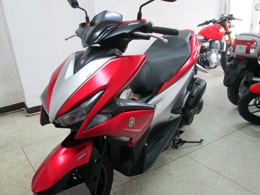 (โอนฟรี) ขาย Yamaha Aerox ตัว TOP มี ABS ปี 2018 ไมล์แท้ 6856 กม