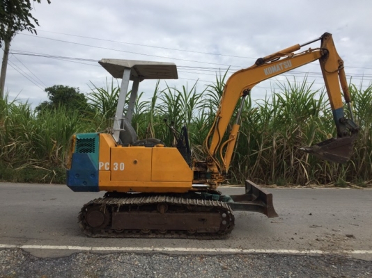 ขายครับ pc30-6 เครื่องดี  ระบบดี พร้อมใช้