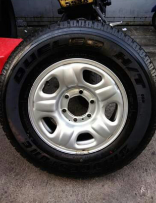 ล้ออ่ะไหล่+ยาง245/70/16ปี12 ไม่เคยใช้งาน เส้นสียุครบ #มี1วง1500บ.โทร.0879050181จัดส่งได้ทั่วไทยคับ