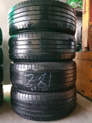 215​/55R17​ DUNLOP​ SP​ SPORT​ MAXX​-050​ ปี​15​ ชุด​4​เส้น​ ​ โทร.0814273941​ ไอดี​ไลน์​ 0814273941
