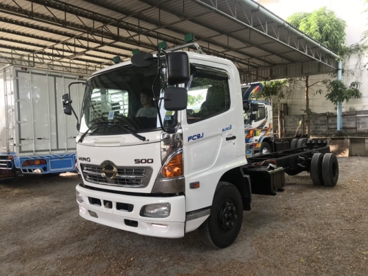 ขายรถ6ล้อ fc 175แรงม้า ยาว6.6ม.ปี59สนใจติดต่อ081-6577048คุณชาญชัย