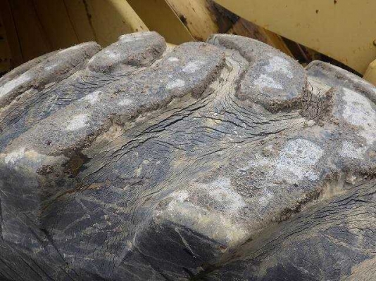 ขายรถตัก ยี่ห้อTCM รุ่น 835 ขายรถตัก ยี่ห้อTCM รุ่น 835