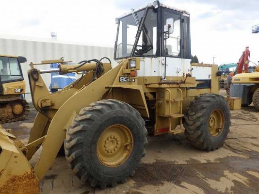 ขายรถตัก ยี่ห้อTCM รุ่น 835 ขายรถตัก ยี่ห้อTCM รุ่น 835