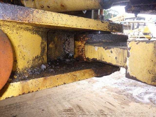 ขายรถตัก ยี่ห้อTCM รุ่น 835 ขายรถตัก ยี่ห้อTCM รุ่น 835