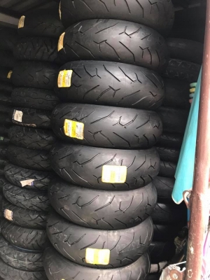 ลดแบบจัดหนัก ยางใหม่ มือ1 Pirelli Rosso 2 เฉพาะยางหลัง 200/50/17 นิ่มๆ นุ่มๆ