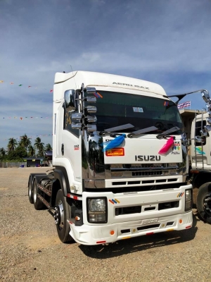 หัวลาก Isuzu 360 แรง ปี 56 สวยเดิมๆ พร้อมใช้งาน ทะเบียนพร้อม หัวลาก Isuzu 360 แรง ปี 56 สวยเดิมๆ พร้อมใช้งาน ทะเบียนพร้อม