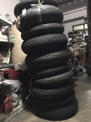 ยางจากสนาม Pirelli supercorsa สายฟ้า สภาพสวย ถูกๆ นุ่มๆ หนึบๆ