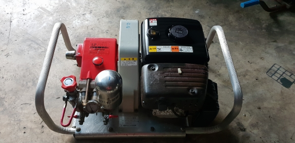 ชุดปั้มเครื่องยนต์เบนชิล mitsubishi 5 แรงม้าพร้อมปั้มฉีดยาkioritz รุ่นใหม่ขนาด 6หุน สภาพสวย อะไหล่หาง่าย นำเข้าจากญี่ปุ่น ไม่เคยใช้ในไทย ตรวจเช็คไห้พร้อมใช้งาน