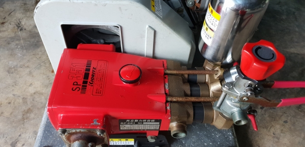 ชุดปั้มเครื่องยนต์เบนชิล mitsubishi 5 แรงม้าพร้อมปั้มฉีดยาkioritz รุ่นใหม่ขนาด 6หุน สภาพสวย อะไหล่หาง่าย นำเข้าจากญี่ปุ่น ไม่เคยใช้ในไทย ตรวจเช็คไห้พร้อมใช้งาน