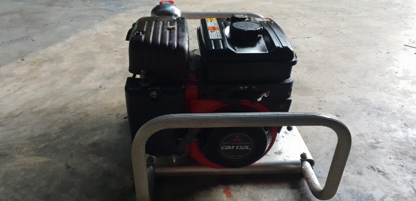 ชุดปั้มเครื่องยนต์เบนชิล mitsubishi 5 แรงม้าพร้อมปั้มฉีดยาkioritz รุ่นใหม่ขนาด 6หุน สภาพสวย อะไหล่หาง่าย นำเข้าจากญี่ปุ่น ไม่เคยใช้ในไทย ตรวจเช็คไห้พร้อมใช้งาน