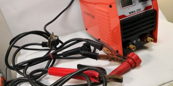 2,200 บ.ส่งถึงบ้านฟรี โทร 083-2000058 LINE ID: line832923 เครื่องเชื่อมโลหะระบบINVERTER - MMA ขนาดกร 2,200 บ.ส่งถึงบ้านฟรี โทร 083-2000058 LINE ID: line832923 เครื่องเชื่อมโลหะระบบINVERTER - MMA ขนาดกร
