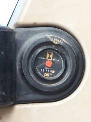 ขายจ้า..CATETPILLAR  320C  เก่าใน  สภาพดี  แทรคใหญ่  เดิมๆๆเครื่องปั๊มดี  เิกสารเล่มทะเบียน  พร้อมใช้  โทร  089-3818694  จ๊อย