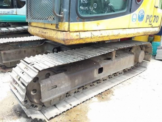 ขายจ้า..KOMATSU PC70-7  เก่านอกแท้  เดิมๆๆมีลายแย๊กเครื่องปั๊มดีพร้อมใช้  โทร 089-3818694  จ๊อย