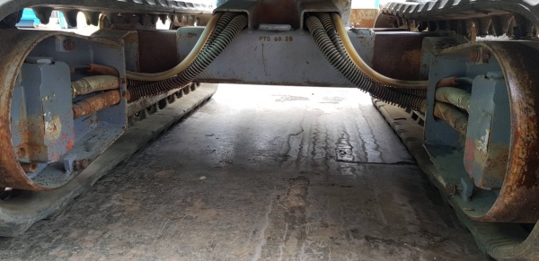 รถขุดขนาดเล็ก KOBELCO SK007-3 สำหรับงานที่แคบ ฐานกว้าง90เซนติเมตรและมีออบชั่นพิเศษปรับลดได้แคบสุด65เซนติเมตร (สามารถลอดประตูบ้านได้)พร้อมไลน์กระแทก ครบทุกมิติการทำงาน พิเศษสามารถยึดและหดแทรกยางได้ ชม.การใช้งาน3000ชม. ราคา215,000 บาทสนใจติดต่อ 081-8416818,