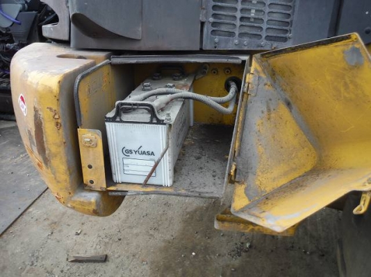 ขายรถตัก ยี่ห้อHitachi  รุ่นZw220