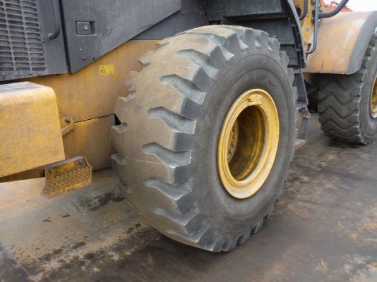 ขายรถตัก ยี่ห้อHitachi  รุ่นZw220