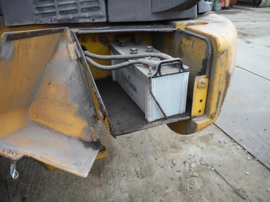 ขายรถตัก ยี่ห้อHitachi  รุ่นZw220