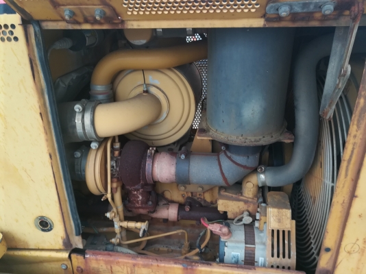 ขายแทรกเตอร์เก่านอก D5N LGP สนใจโทร 061-4194021 ภู